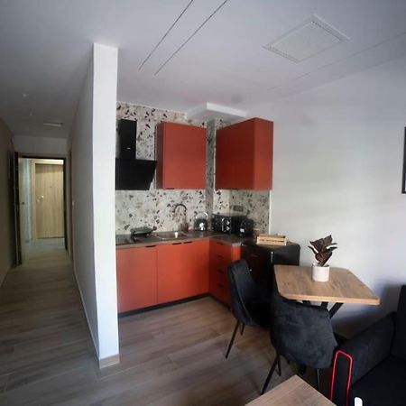 Coloris Rubrum Room Thessaloníki Eksteriør bilde