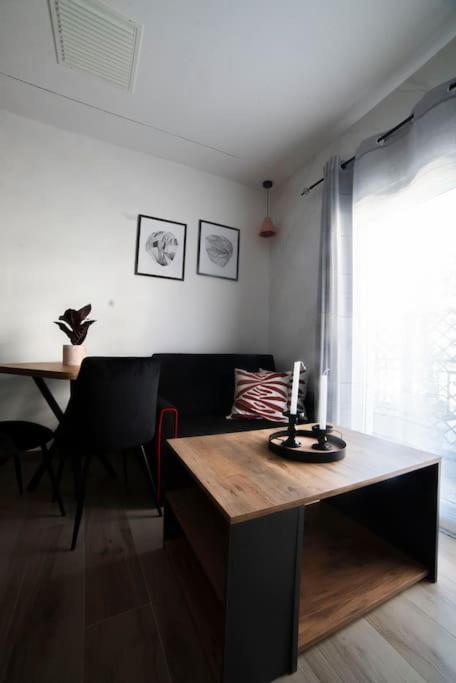 Coloris Rubrum Room Thessaloníki Eksteriør bilde