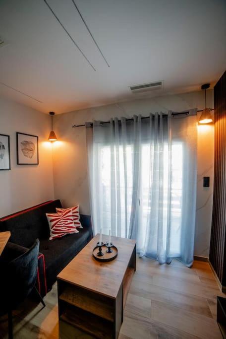 Coloris Rubrum Room Thessaloníki Eksteriør bilde