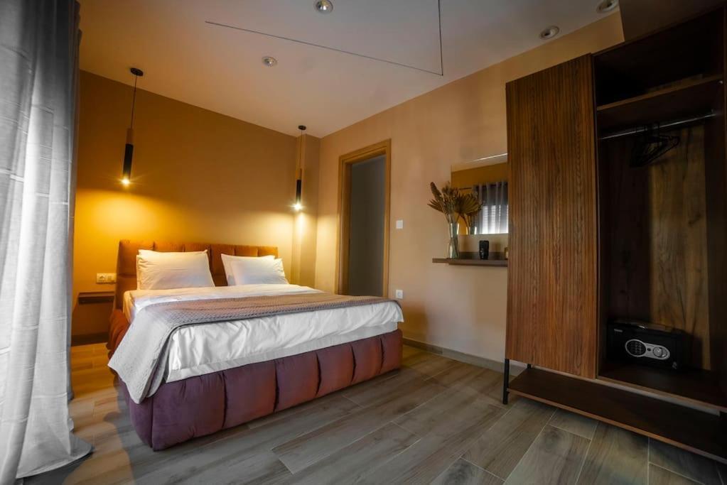 Coloris Rubrum Room Thessaloníki Eksteriør bilde